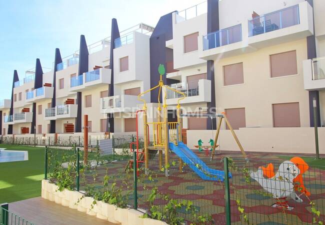 Furnished Apartment Close to the Beach in Mil Palmeras Spain 4