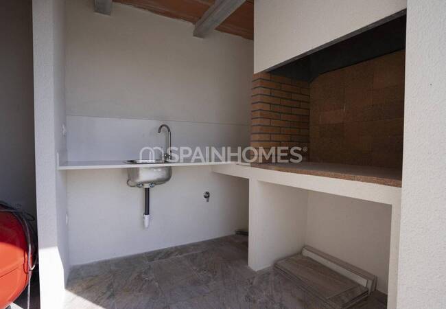 Detached Houses Intertwined with Nature in Polop Alicante 9