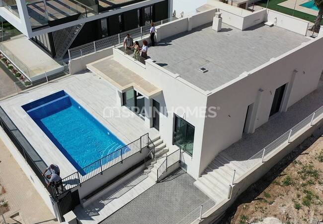 Detached Houses Intertwined with Nature in Polop Alicante 5