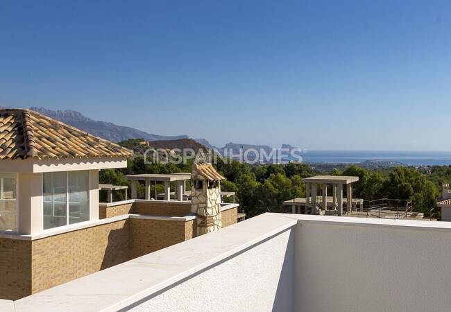 Spacious Detached Houses Close to Beach in La Nucia Alicante 13