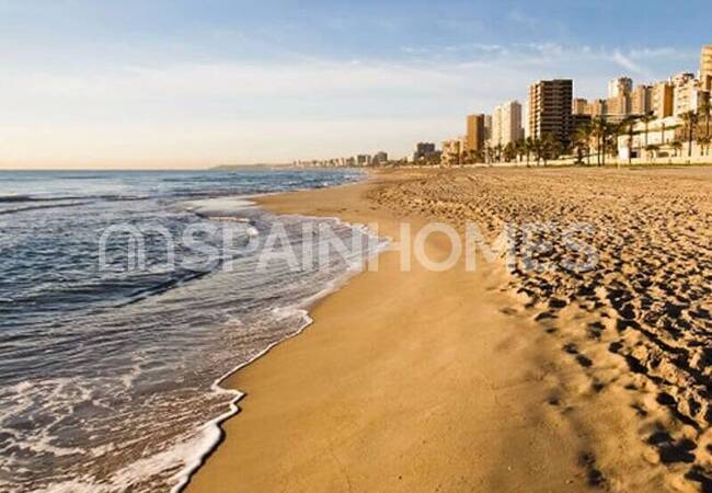 Busot'ta Sahile Yakın ve Huzurlu Bölgede Sıfır Evler 9