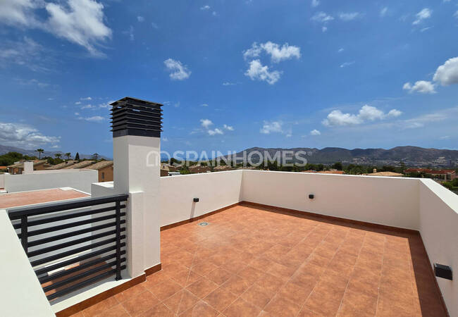 فيلات أنيقة مع حدائق ومسابح خاصة في أليكانتي لا نوسيا 15