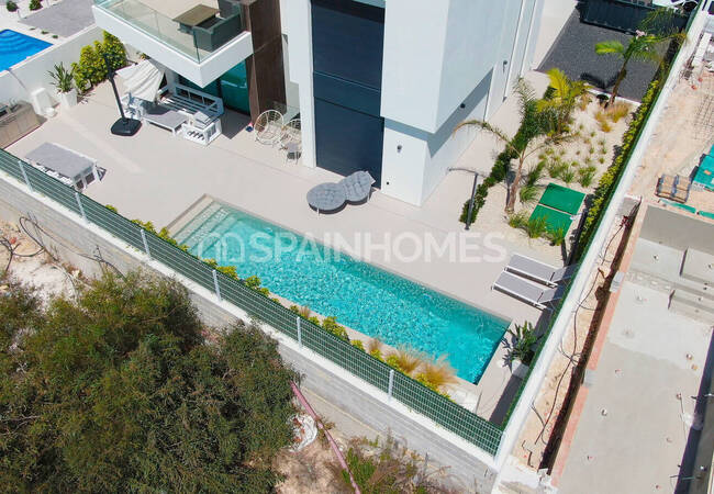 Casas De Lujo Con Jardines Y Piscinas Privadas En La Nucia 2