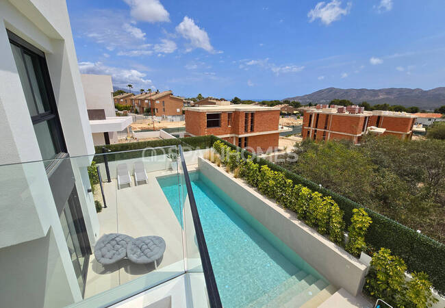 Casas De Lujo Con Jardines Y Piscinas Privadas En La Nucia 10