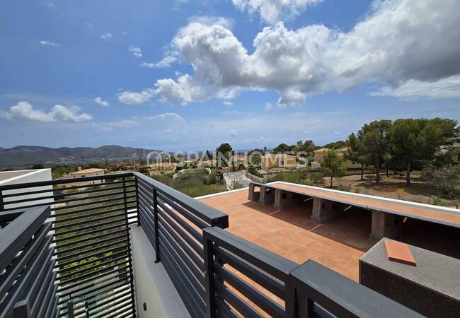 Casas De Lujo Con Jardines Y Piscinas Privadas En La Nucia 16