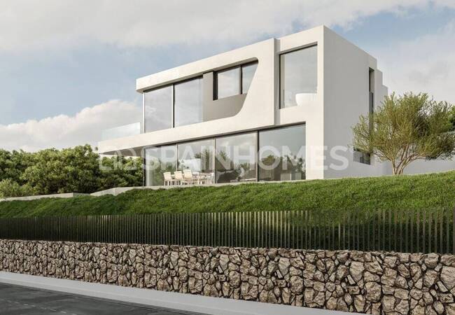 Luxury 3-bedroom House with Private Pool and Garden in Altea 1