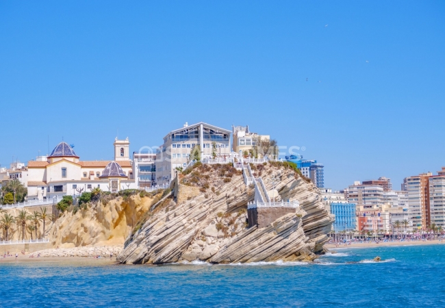 Villas with Sea, City, and Nature Views in Benidorm Alicante 15