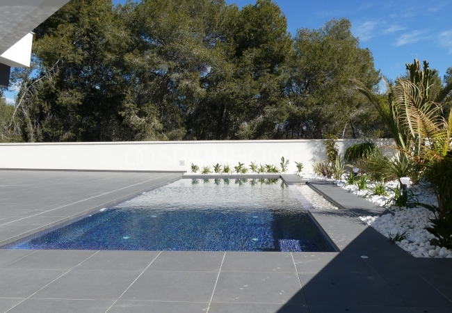 Villas with Sea, City, and Nature Views in Benidorm Alicante 9