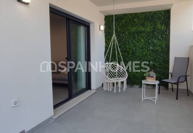 Pilar De La Horadada'da Havuzlu Site İçinde Sıfır Daireler 3