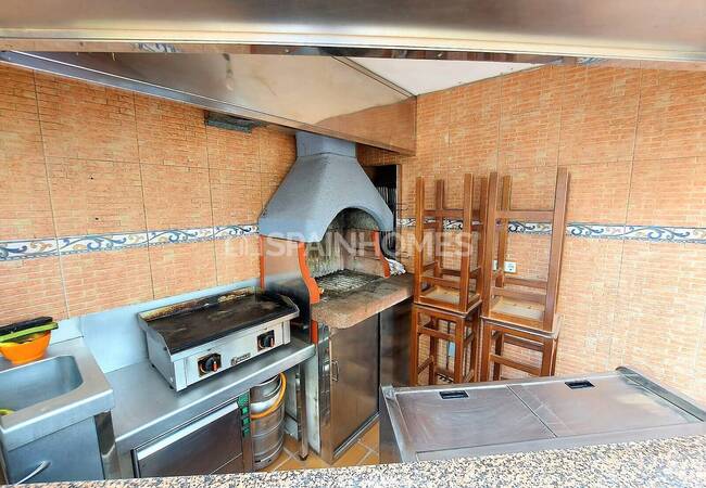 Torre De La Horadada'da Sahile Yakın Müstakil Geniş Villa 12