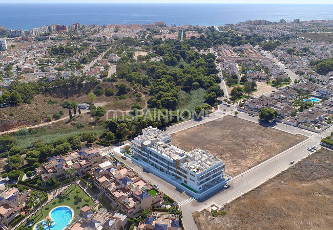 New-build Flats Close to the Beach in Mil Palmeras Spain 5