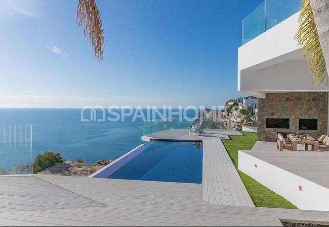 Luxury Villa with Panoramic Sea View in Benitachell Alicante 12