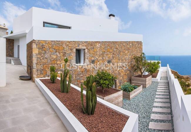 Luxury Villa with Panoramic Sea View in Benitachell Alicante 17