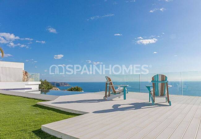Luxury Villa with Panoramic Sea View in Benitachell Alicante 19