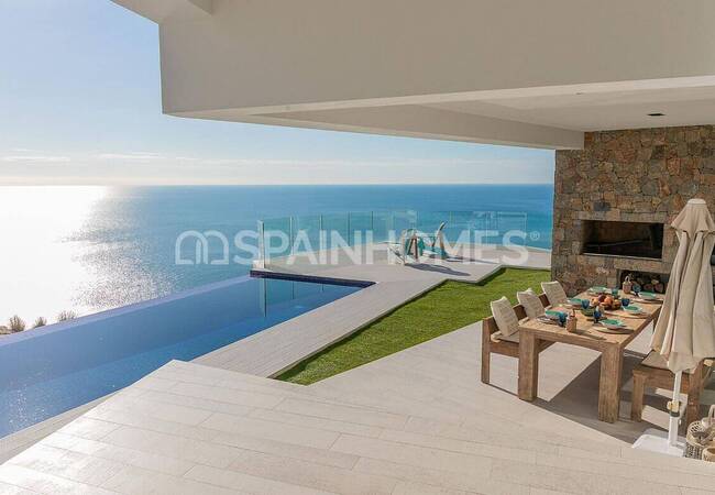 Luxury Villa with Panoramic Sea View in Benitachell Alicante 24