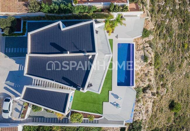 Luxury Villa with Panoramic Sea View in Benitachell Alicante 4