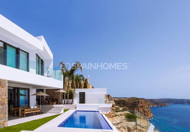 Luxury Villa with Panoramic Sea View in Benitachell Alicante 10