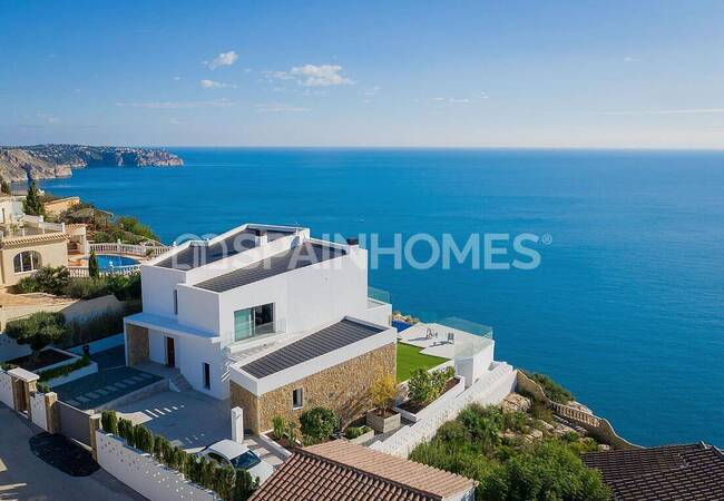 Luxury Villa with Panoramic Sea View in Benitachell Alicante 1