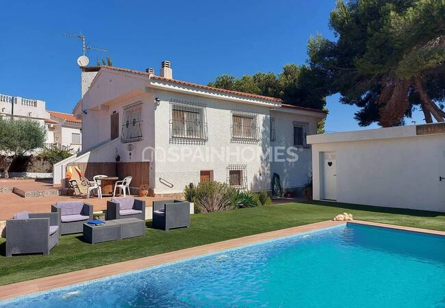 Detached House with 1185 Sqm Plot in Pinar De Campoverde 2