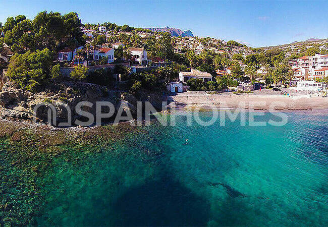 Calpe'de Plaja Sadece 2 Km Mesafede Düz Zemin Arsa 10