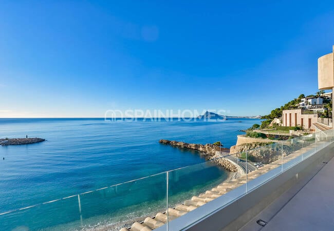 3-bedroom Penthouse Apartment with Open Sea Views in Altea 5