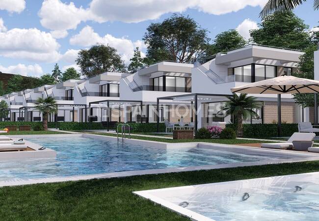 Stylish Detached Villas in Golf Resort in Pinar De Campoverde