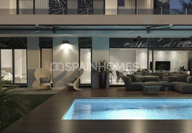 Torrevieja'da Denize Yakın Özel Havuzlu Lüks Villa 4