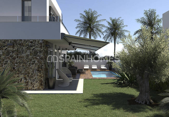 Torrevieja'da Denize Yakın Özel Havuzlu Lüks Villa 5