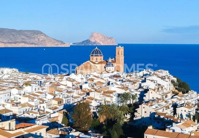 Pool House with Private Garage and Solarium in Alfaz Del Pi 5