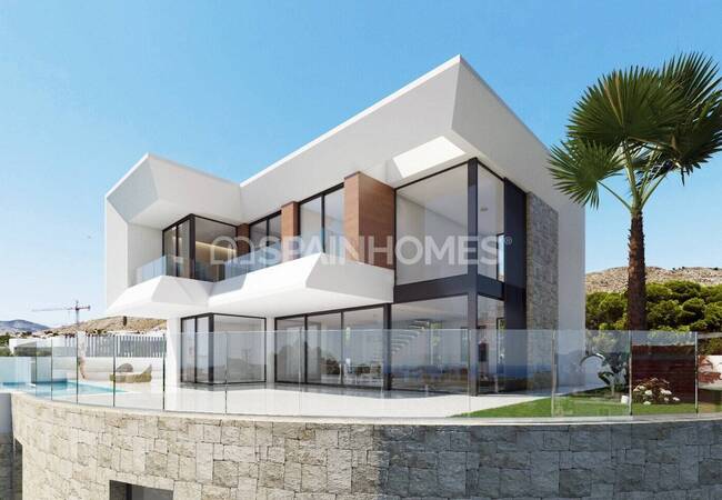 Alicante Finestrat'ta Eşsiz Manzaralı ve Lüks Tasarımlı Villa