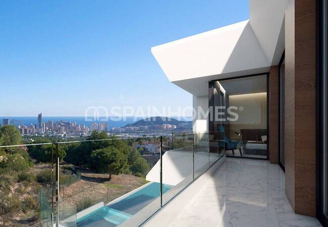 Alicante Finestrat'ta Eşsiz Manzaralı ve Lüks Tasarımlı Villa 7