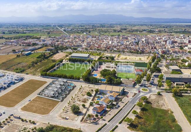 Houses with Modern Design in Dolores Alicante 1