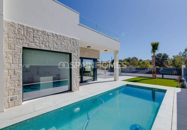 Houses with Private Pool Near the Beach in Finestrat 5