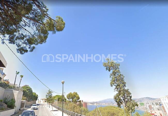Ready to Move Villa with Stunning Sea and City Views in Benidorm 5