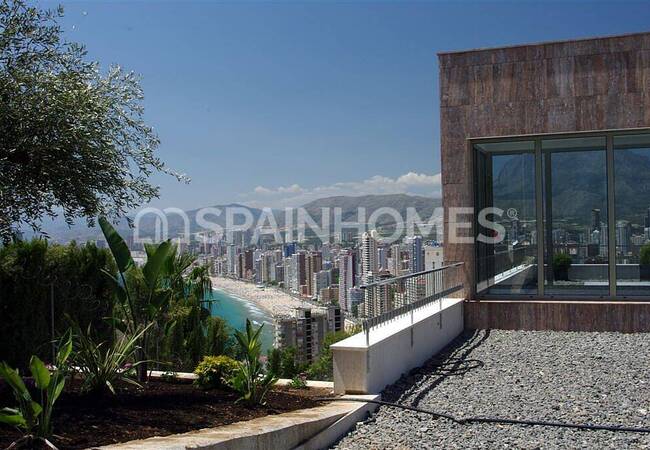Ready to Move Villa with Stunning Sea and City Views in Benidorm 7