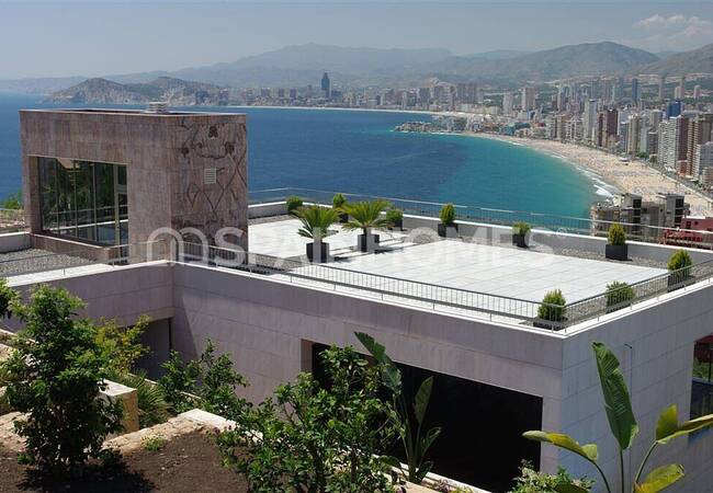 Ready to Move Villa with Stunning Sea and City Views in Benidorm