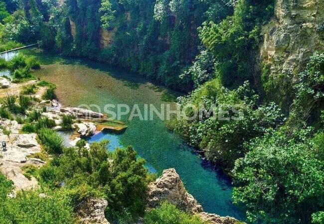 Detached Villa Intertwined with Nature in Pedreguer Alicante 10