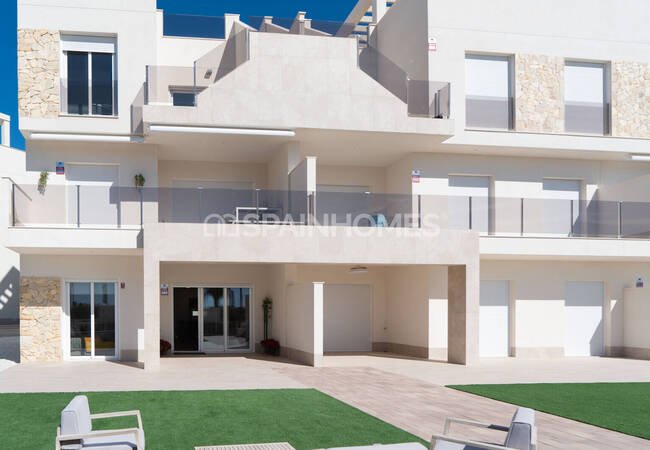 Flats with Elegant On-site Features in Guardamar Del Segura 1