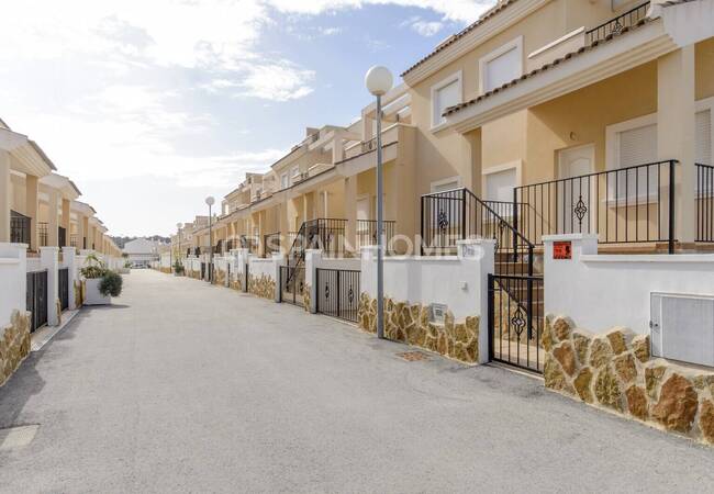 San Miguel'de Uygun Fiyatlı Akdeniz Tasarımlı Satılık Evler 1