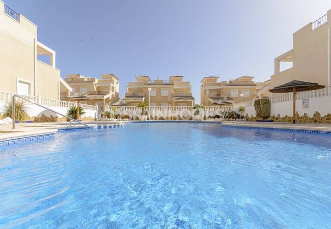 San Miguel'de Uygun Fiyatlı Akdeniz Tasarımlı Satılık Evler 12