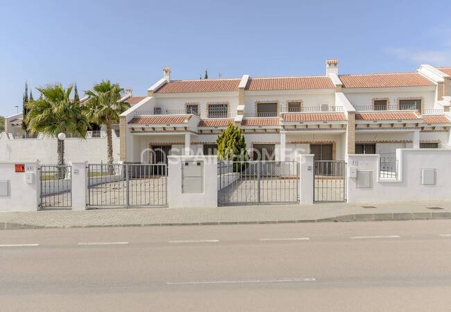 Stylish Properties with Terraces in San Miguel De Salinas 12