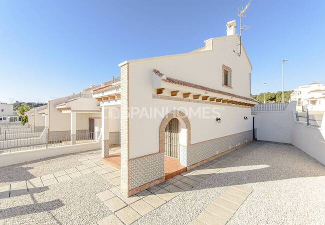 Stylish Properties with Terraces in San Miguel De Salinas 2