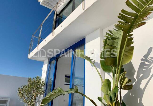 Javea Alicante'nin Mükemmel Konumunda Deniz Manzaralı Villa 13