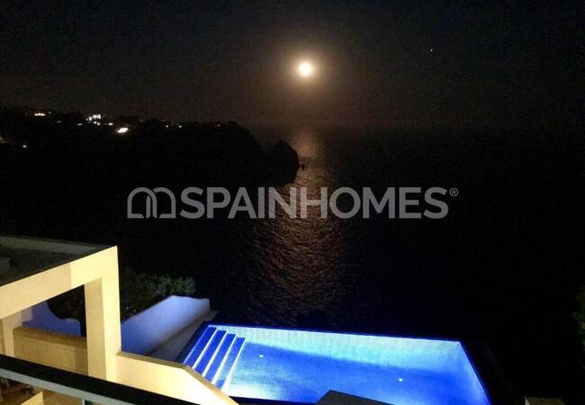 Javea Alicante'nin Mükemmel Konumunda Deniz Manzaralı Villa 27