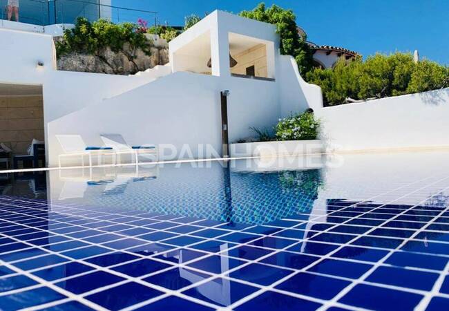 Javea Alicante'nin Mükemmel Konumunda Deniz Manzaralı Villa 6