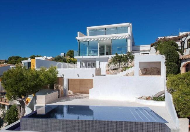 Javea Alicante'nin Mükemmel Konumunda Deniz Manzaralı Villa 1