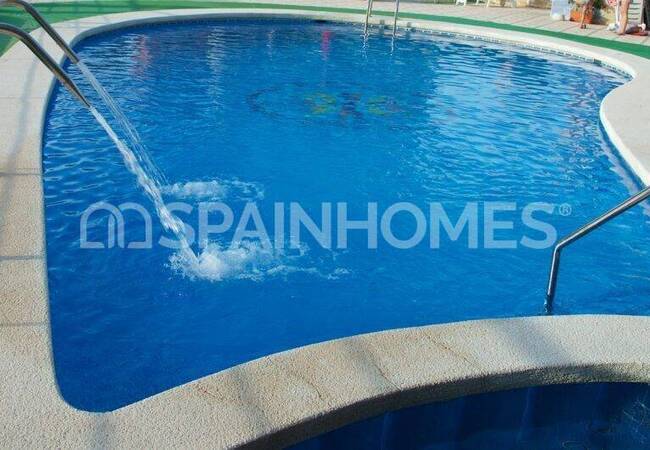 Alicante Benidorm’da Site İçinde Deniz Manzaralı Daireler 8