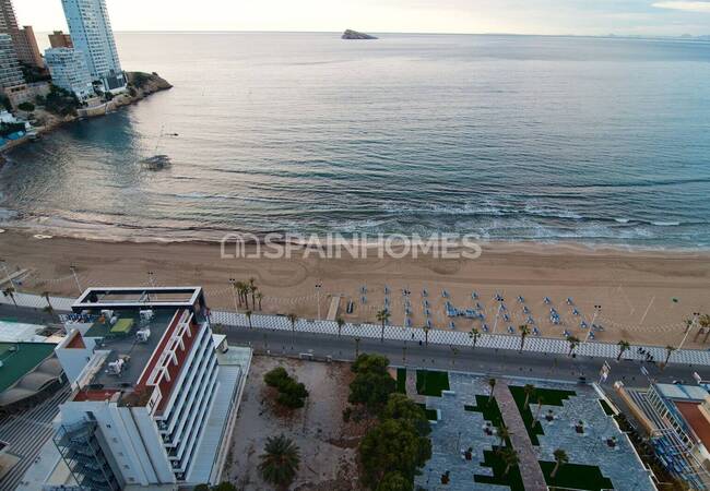 Alicante Benidorm’da Site İçinde Deniz Manzaralı Daireler 9