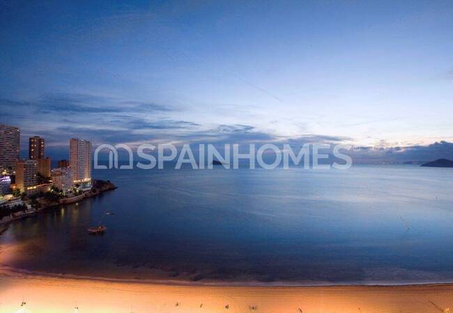 Alicante Benidorm’da Site İçinde Deniz Manzaralı Daireler 10