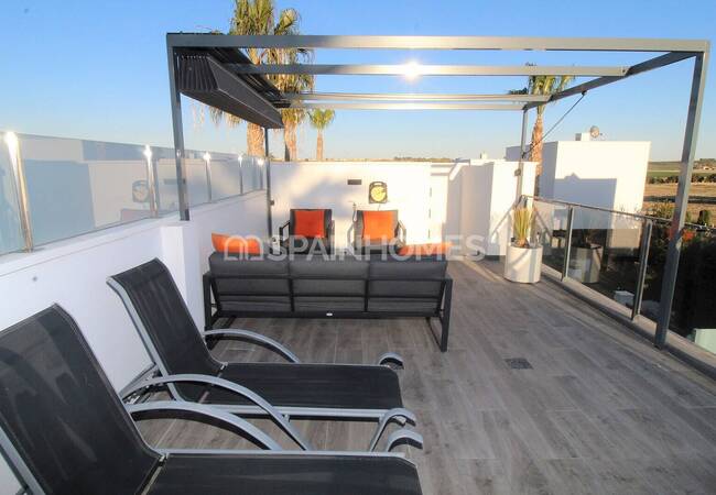 İspanya Algorfa’da Güneşlenme Teraslı ve Otoparklı Modern Ev 6